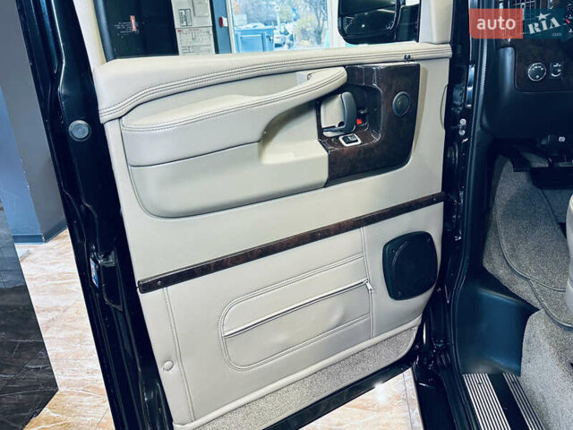 Черный Шевроле Експресс, объемом двигателя 5.3 л и пробегом 51 тыс. км за 44000 $, фото 18 на Automoto.ua