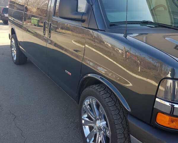 Шевроле Експресс 2017 в Днепре (Днепропетровске) на Automoto.ua Черный Шевроле Експресс, объемом двигателя 2.78 л и пробегом 115 тыс. км за 49900 $, фото 2 на Automoto.ua