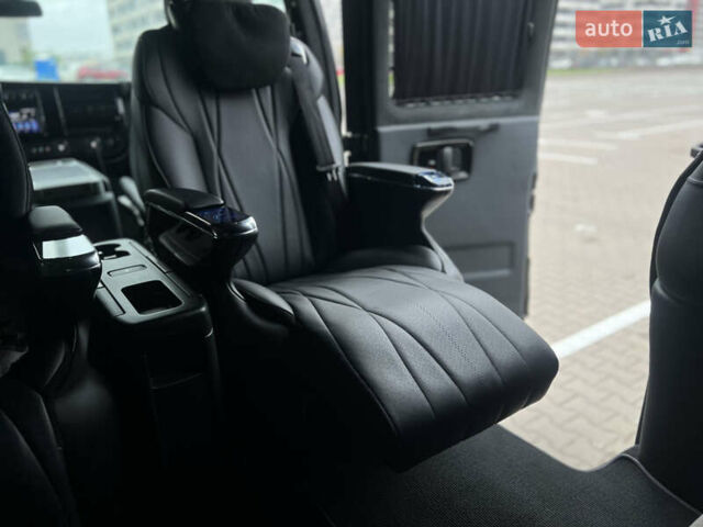 Черный Шевроле Експресс, объемом двигателя 4.3 л и пробегом 25 тыс. км за 165000 $, фото 26 на Automoto.ua