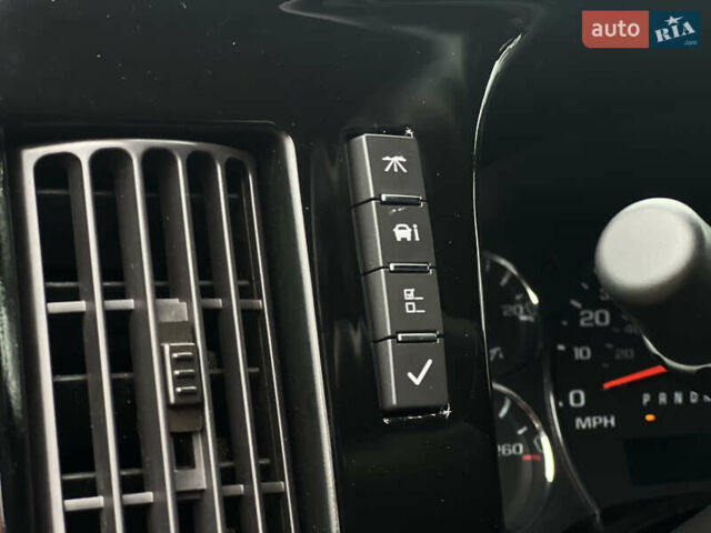 Черный Шевроле Експресс, объемом двигателя 4.3 л и пробегом 25 тыс. км за 165000 $, фото 17 на Automoto.ua