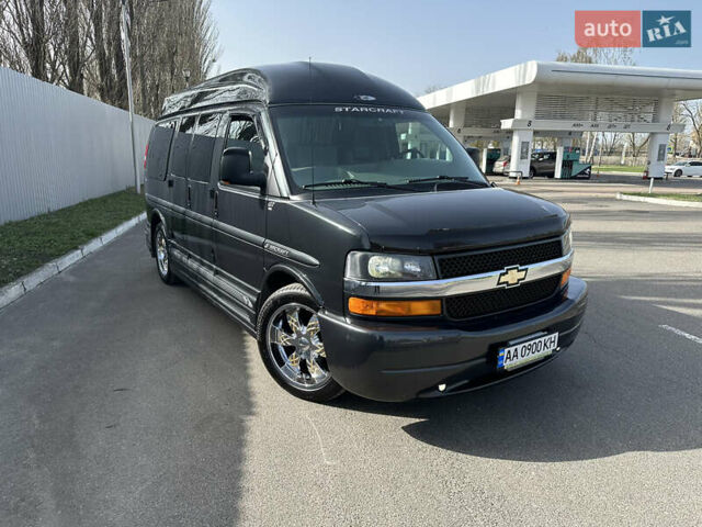 Сірий Шевроле Експресс, об'ємом двигуна 5.3 л та пробігом 78 тис. км за 29999 $, фото 2 на Automoto.ua