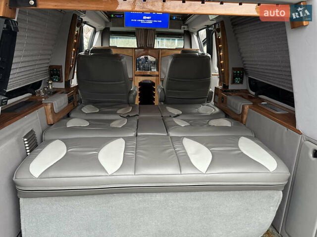 Сірий Шевроле Експресс, об'ємом двигуна 5.3 л та пробігом 78 тис. км за 29999 $, фото 77 на Automoto.ua