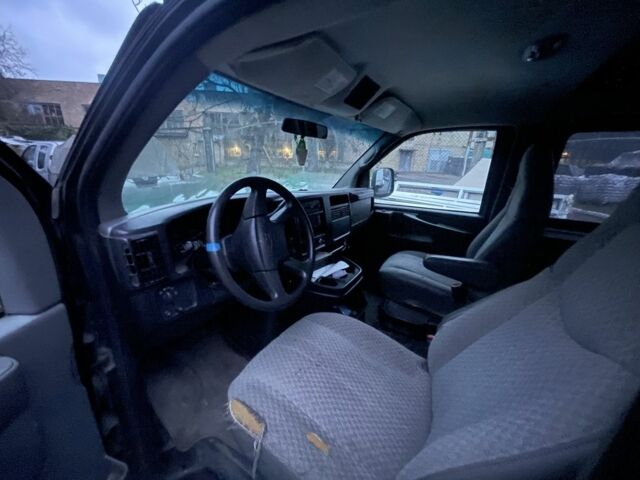 Зеленый Шевроле Експресс, объемом двигателя 0 л и пробегом 200 тыс. км за 6000 $, фото 1 на Automoto.ua