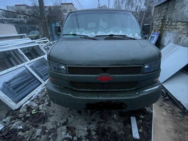 Зеленый Шевроле Експресс, объемом двигателя 0 л и пробегом 200 тыс. км за 6000 $, фото 2 на Automoto.ua