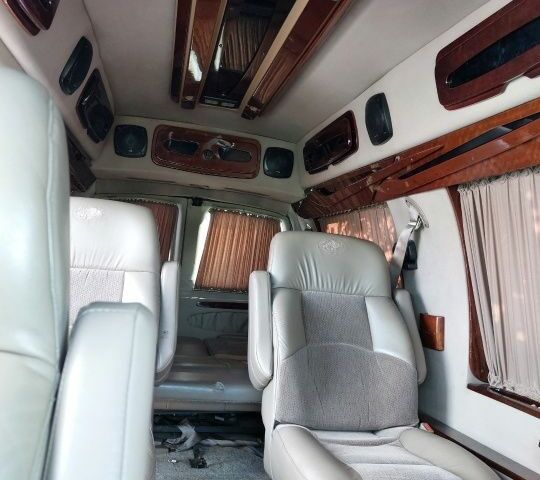 Зеленый Шевроле Експресс, объемом двигателя 5.7 л и пробегом 240 тыс. км за 5600 $, фото 5 на Automoto.ua