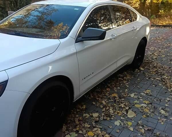 Шевроле Импала 2014 в Киеве на Automoto.ua Белый Шевроле Импала, объемом двигателя 2.5 л и пробегом 188 тыс. км за 9999 $, фото 24 на Automoto.ua