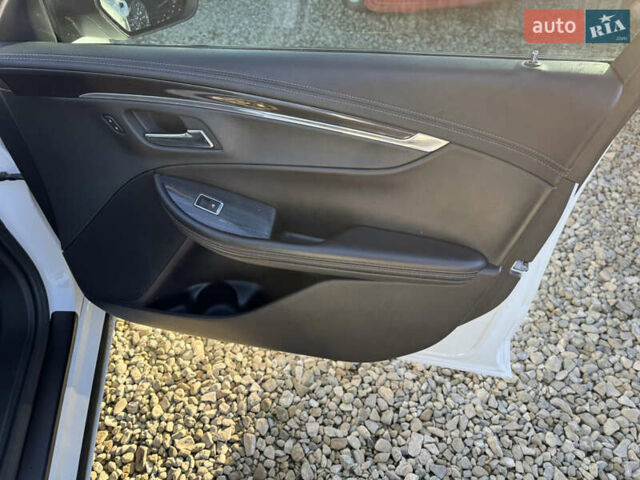 Белый Шевроле Импала, объемом двигателя 2.46 л и пробегом 183 тыс. км за 11300 $, фото 22 на Automoto.ua