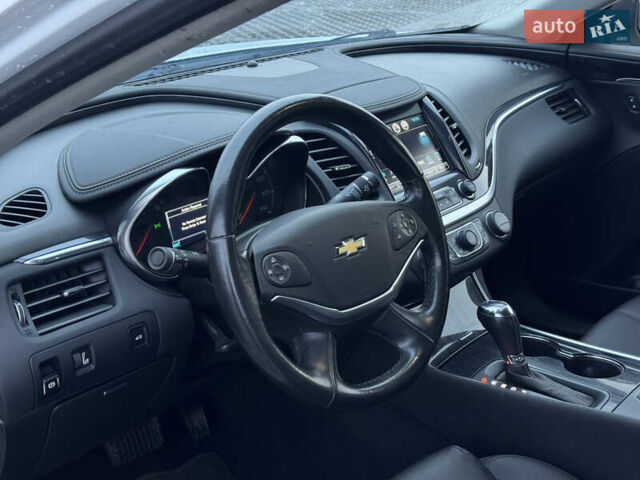 Белый Шевроле Импала, объемом двигателя 2.5 л и пробегом 125 тыс. км за 12500 $, фото 30 на Automoto.ua