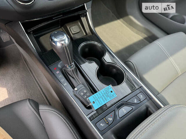 Белый Шевроле Импала, объемом двигателя 3.56 л и пробегом 66 тыс. км за 2700 $, фото 11 на Automoto.ua