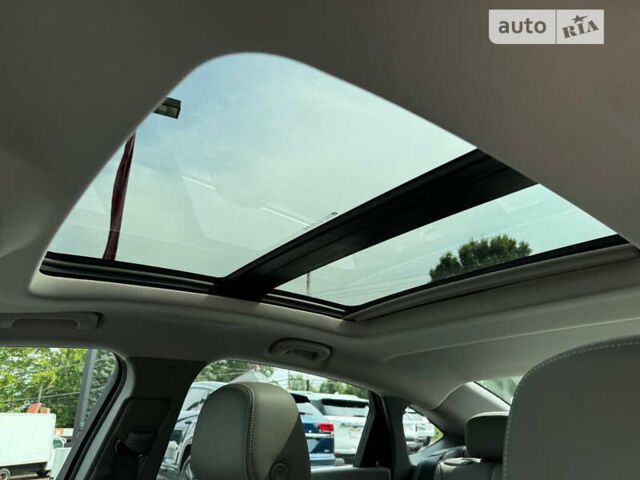 Белый Шевроле Импала, объемом двигателя 3.56 л и пробегом 66 тыс. км за 2700 $, фото 16 на Automoto.ua