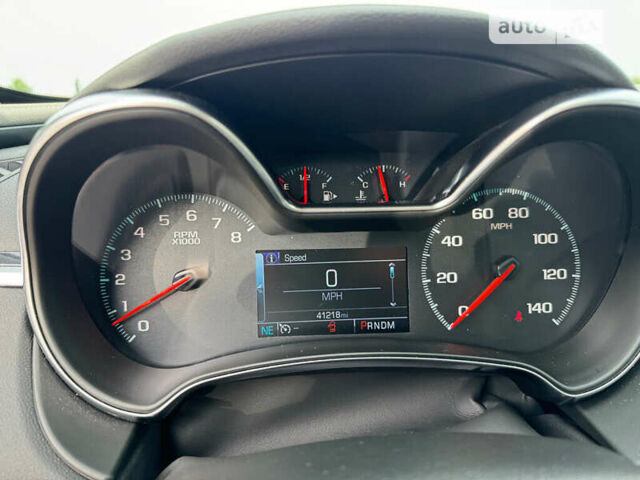 Белый Шевроле Импала, объемом двигателя 3.56 л и пробегом 66 тыс. км за 2700 $, фото 17 на Automoto.ua