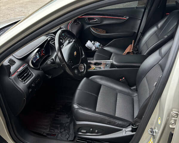 Шевроле Импала 2015 в Одессе на Automoto.ua Бежевый Шевроле Импала, объемом двигателя 2.5 л и пробегом 150 тыс. км за 12300 $, фото 18 на Automoto.ua