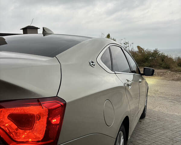 Шевроле Импала 2015 в Одессе на Automoto.ua Бежевый Шевроле Импала, объемом двигателя 2.5 л и пробегом 150 тыс. км за 12300 $, фото 10 на Automoto.ua