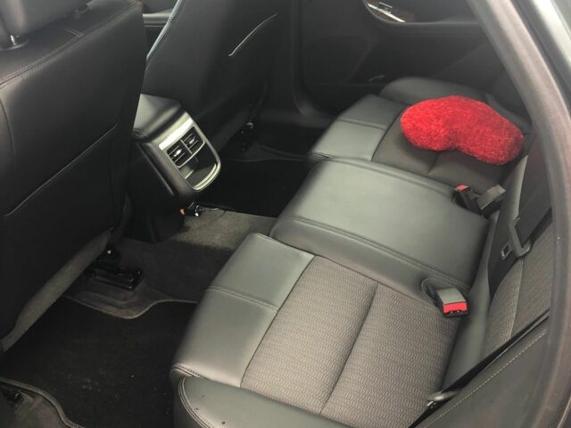 Черный Шевроле Импала, объемом двигателя 2.5 л и пробегом 111 тыс. км за 12400 $, фото 7 на Automoto.ua