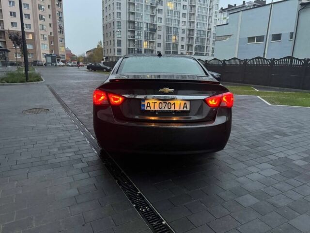 Серый Шевроле Импала, объемом двигателя 2.5 л и пробегом 188 тыс. км за 11000 $, фото 5 на Automoto.ua