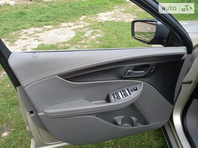 Серый Шевроле Импала, объемом двигателя 2.5 л и пробегом 82 тыс. км за 13000 $, фото 23 на Automoto.ua