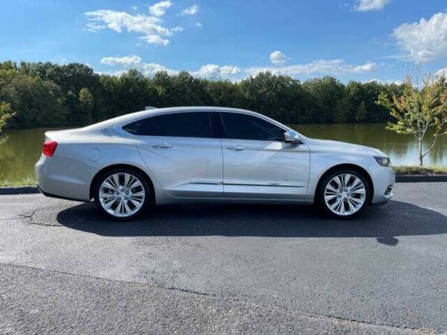 Серый Шевроле Импала, объемом двигателя 3.6 л и пробегом 64 тыс. км за 3800 $, фото 4 на Automoto.ua