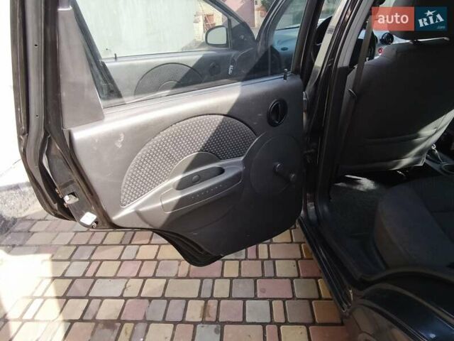 Чорний Шевроле Калос, об'ємом двигуна 1.5 л та пробігом 127 тис. км за 3900 $, фото 22 на Automoto.ua