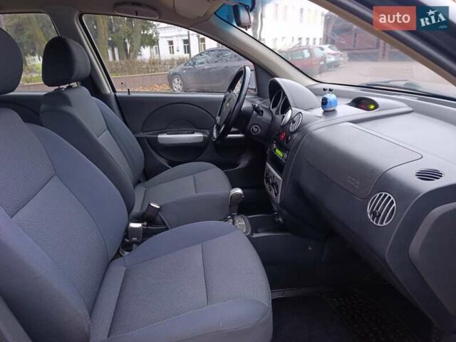 Черный Шевроле Калос, объемом двигателя 1.4 л и пробегом 167 тыс. км за 5299 $, фото 15 на Automoto.ua