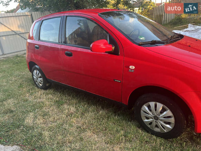Червоний Шевроле Калос, об'ємом двигуна 1.2 л та пробігом 177 тис. км за 3159 $, фото 4 на Automoto.ua