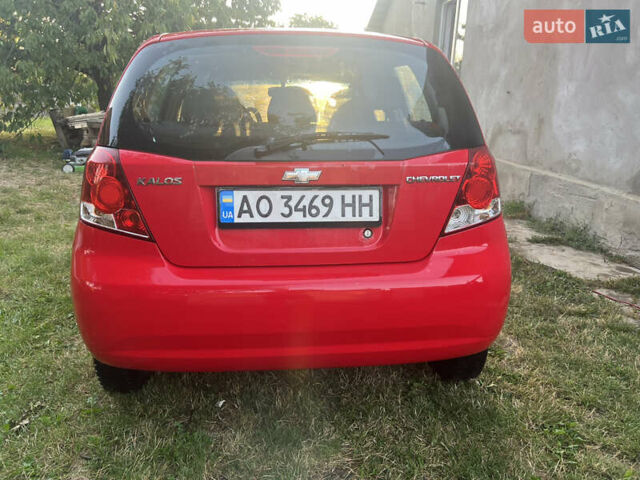 Червоний Шевроле Калос, об'ємом двигуна 1.2 л та пробігом 177 тис. км за 3159 $, фото 1 на Automoto.ua