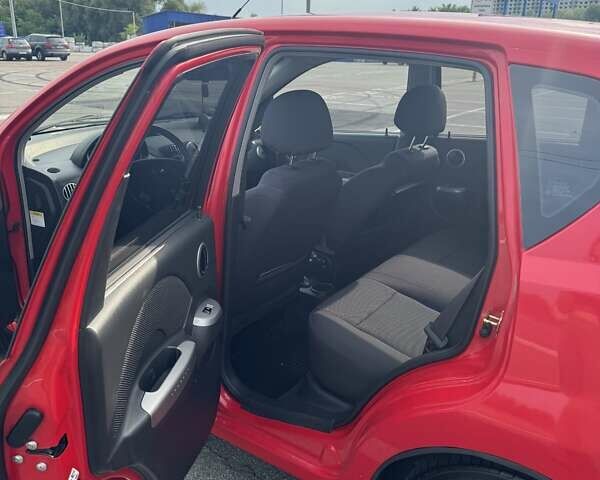 Червоний Шевроле Калос, об'ємом двигуна 1.4 л та пробігом 82 тис. км за 4200 $, фото 10 на Automoto.ua