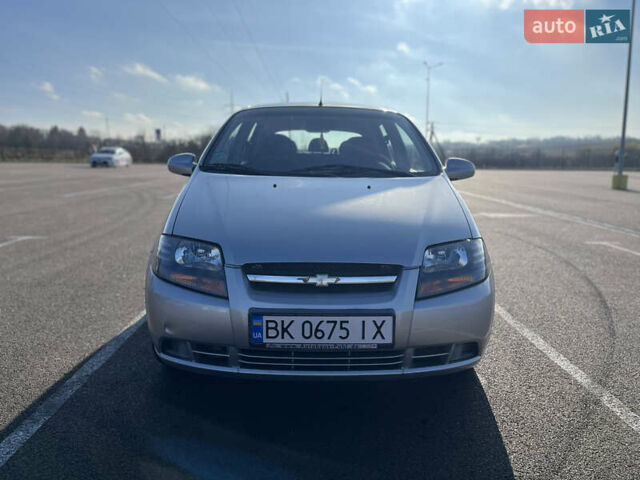 Серый Шевроле Калос, объемом двигателя 1.2 л и пробегом 125 тыс. км за 3700 $, фото 13 на Automoto.ua