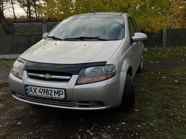 Серый Шевроле Калос, объемом двигателя 1.4 л и пробегом 330 тыс. км за 3750 $, фото 1 на Automoto.ua