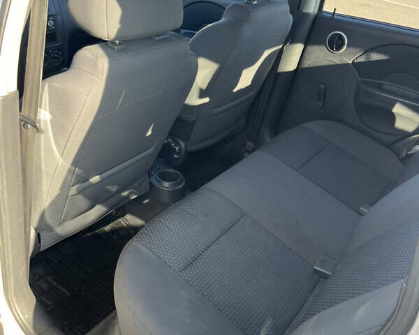 Серый Шевроле Калос, объемом двигателя 1.2 л и пробегом 125 тыс. км за 3700 $, фото 24 на Automoto.ua