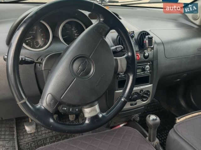 Серый Шевроле Калос, объемом двигателя 1.15 л и пробегом 195 тыс. км за 3000 $, фото 4 на Automoto.ua