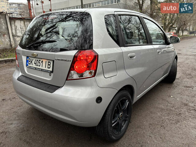 Серый Шевроле Калос, объемом двигателя 1.2 л и пробегом 240 тыс. км за 3300 $, фото 3 на Automoto.ua