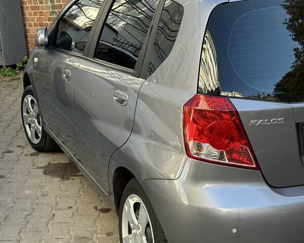 Шевроле Калос 2007 в Луцке на Automoto.ua Серый Шевроле Калос, объемом двигателя 1.2 л и пробегом 66 тыс. км за 4100 $, фото 44 на Automoto.ua