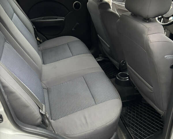 Серый Шевроле Калос, объемом двигателя 1.2 л и пробегом 240 тыс. км за 3300 $, фото 25 на Automoto.ua