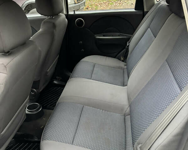 Серый Шевроле Калос, объемом двигателя 1.2 л и пробегом 240 тыс. км за 3300 $, фото 23 на Automoto.ua