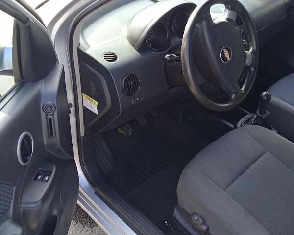 Серый Шевроле Калос, объемом двигателя 1.15 л и пробегом 111 тыс. км за 3800 $, фото 4 на Automoto.ua