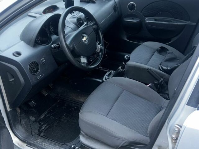 Сірий Шевроле Калос, об'ємом двигуна 1.5 л та пробігом 275 тис. км за 2200 $, фото 7 на Automoto.ua