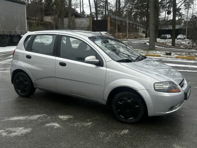 Сірий Шевроле Калос, об'ємом двигуна 1.5 л та пробігом 275 тис. км за 2200 $, фото 5 на Automoto.ua