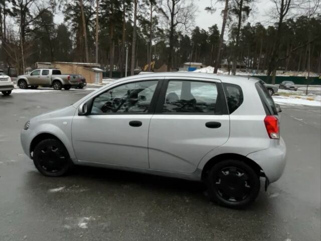 Сірий Шевроле Калос, об'ємом двигуна 1.5 л та пробігом 275 тис. км за 2200 $, фото 2 на Automoto.ua