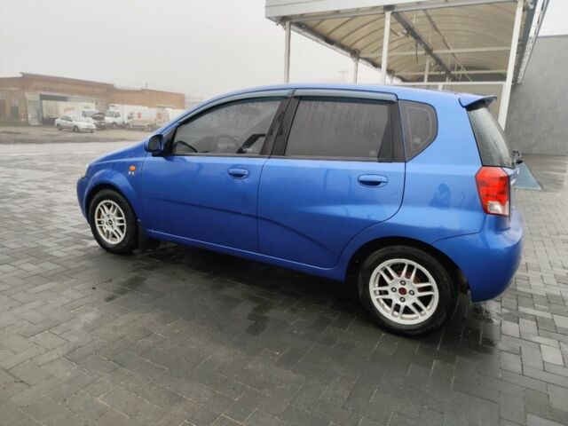 Синій Шевроле Калос, об'ємом двигуна 1.4 л та пробігом 300 тис. км за 3250 $, фото 8 на Automoto.ua