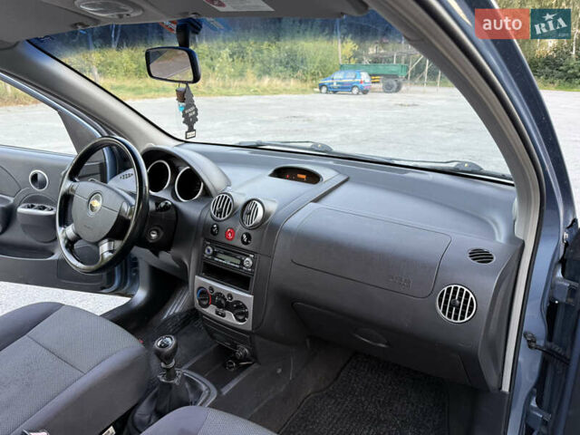 Синий Шевроле Калос, объемом двигателя 1.4 л и пробегом 120 тыс. км за 3450 $, фото 24 на Automoto.ua