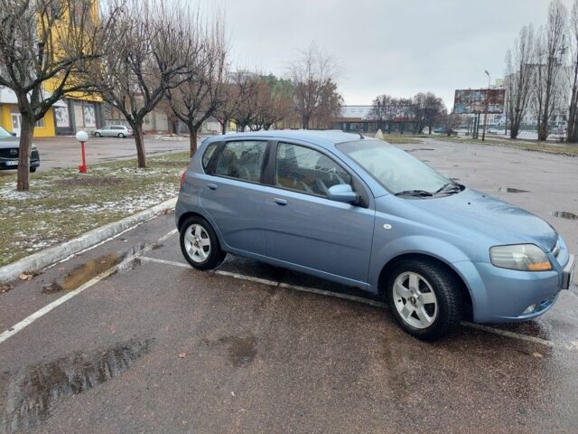 Синій Шевроле Калос, об'ємом двигуна 0.14 л та пробігом 212 тис. км за 3500 $, фото 3 на Automoto.ua