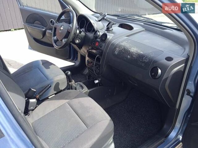 Синій Шевроле Калос, об'ємом двигуна 1.5 л та пробігом 180 тис. км за 1900 $, фото 15 на Automoto.ua