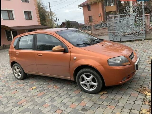 Помаранчевий Шевроле Калос, об'ємом двигуна 1.2 л та пробігом 184 тис. км за 3600 $, фото 2 на Automoto.ua