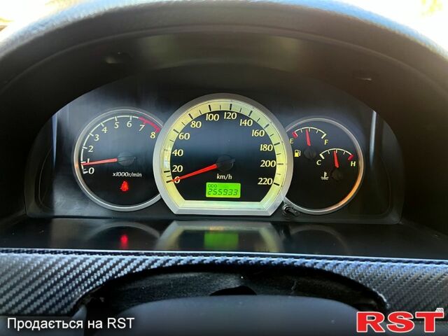 Белый Шевроле Лачетти, объемом двигателя 1.6 л и пробегом 256 тыс. км за 3750 $, фото 3 на Automoto.ua