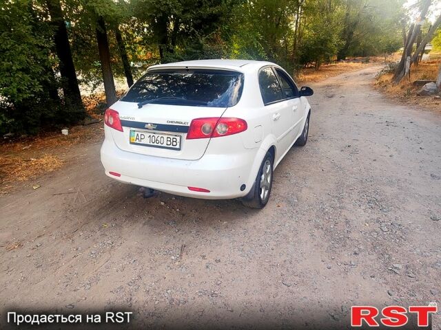 Білий Шевроле Лачетті, об'ємом двигуна 1.6 л та пробігом 325 тис. км за 3500 $, фото 3 на Automoto.ua