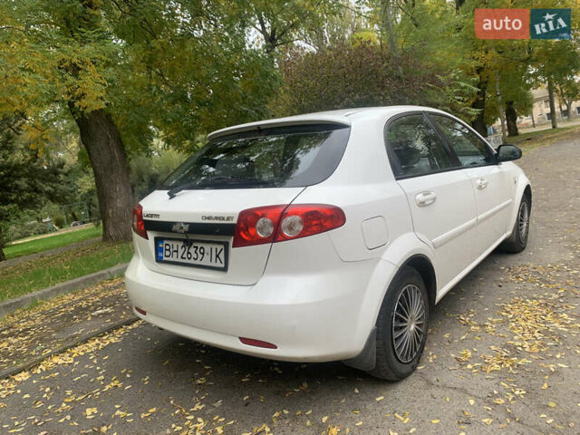 Шевроле Лачетти 2007 в Одессе на Automoto.ua Белый Шевроле Лачетти, объемом двигателя 1.6 л и пробегом 108 тыс. км за 4700 $, фото 3 на Automoto.ua