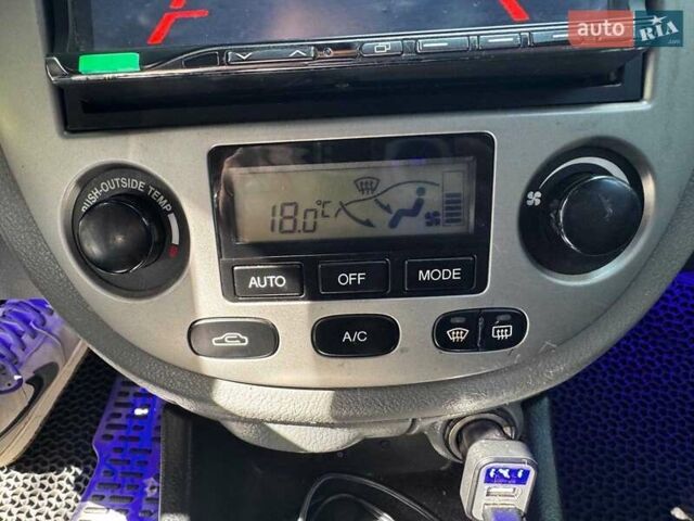 Білий Шевроле Лачетті, об'ємом двигуна 1.8 л та пробігом 112 тис. км за 5290 $, фото 17 на Automoto.ua