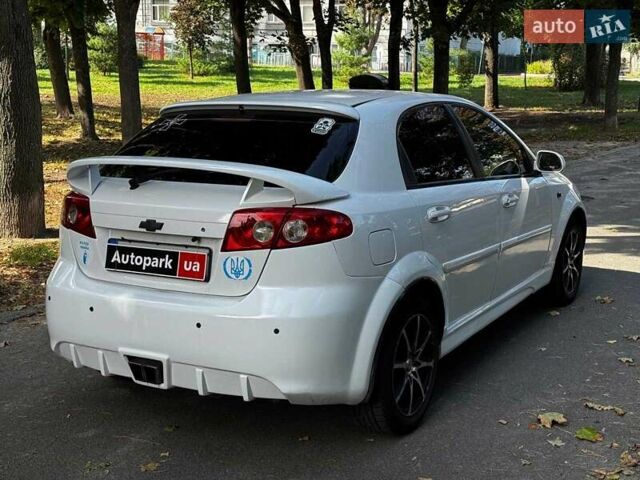 Білий Шевроле Лачетті, об'ємом двигуна 1.8 л та пробігом 112 тис. км за 5290 $, фото 5 на Automoto.ua