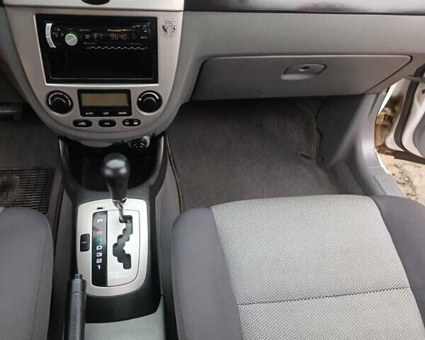 Білий Шевроле Лачетті, об'ємом двигуна 1.8 л та пробігом 173 тис. км за 4500 $, фото 13 на Automoto.ua