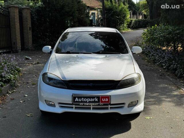 Білий Шевроле Лачетті, об'ємом двигуна 1.8 л та пробігом 112 тис. км за 5290 $, фото 1 на Automoto.ua